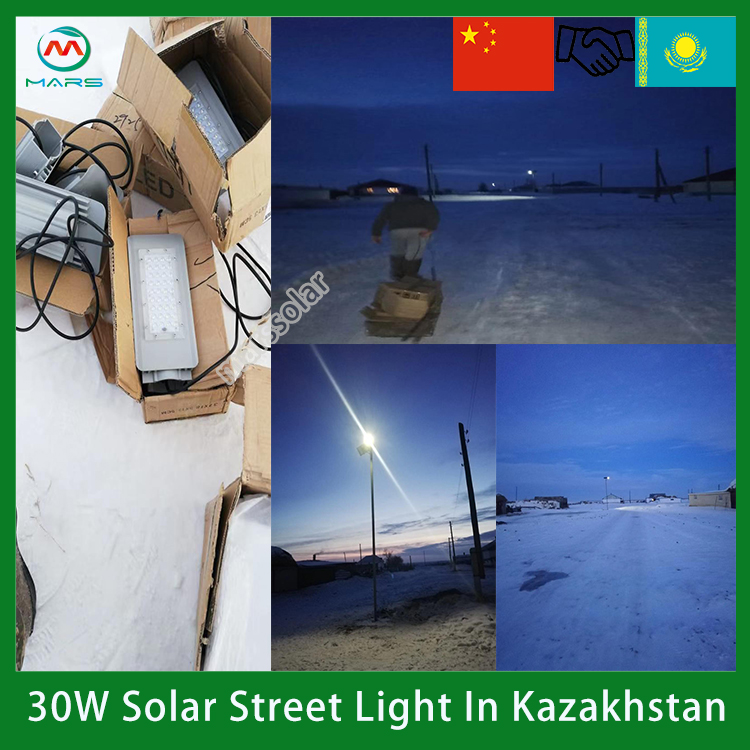 solar panel street light